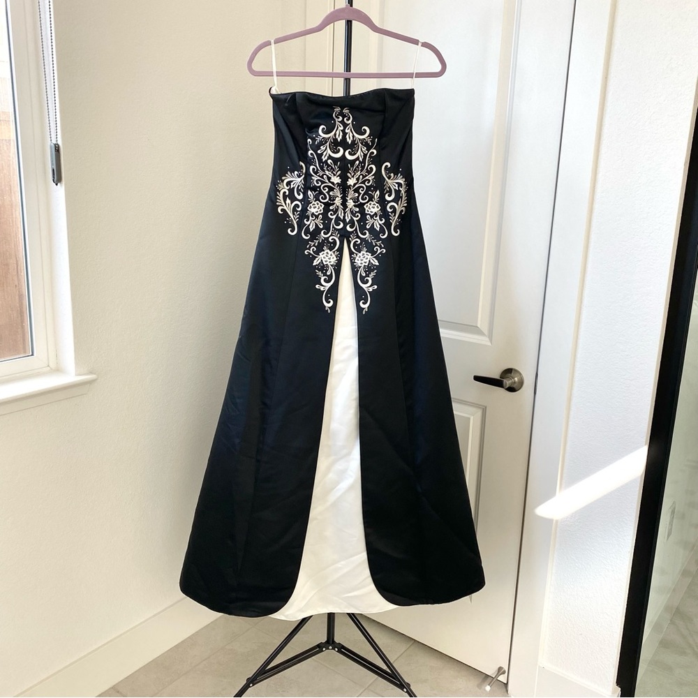 Jessica McClintock Satin Gown Black and White Vintage 90s